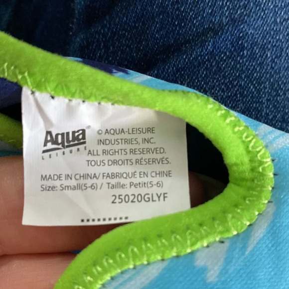 Hi-top water shoes​ - Picture 5 of 5